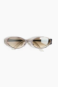 Lunettes de soleil fines