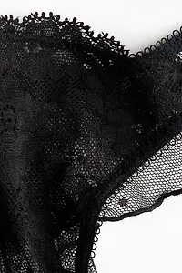 String Tanga en dentelle