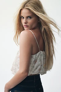 Haut à bretelles fines avec effet ballon