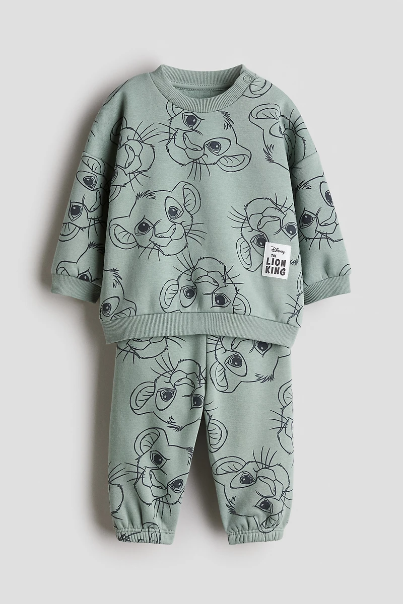 2-Piece Printed Sweatsuit
