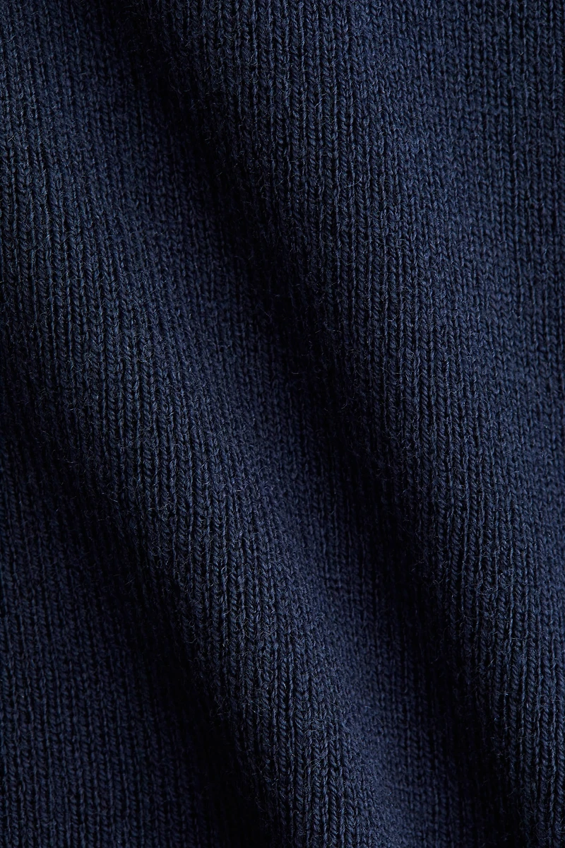 Wide-Leg Fine-Knit Pants