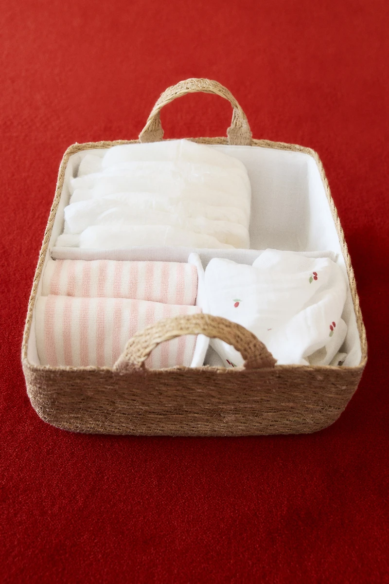 Seagrass Nursery Organizer