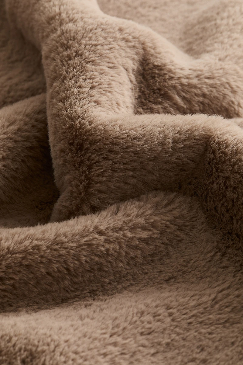 Fluffy Bedspread