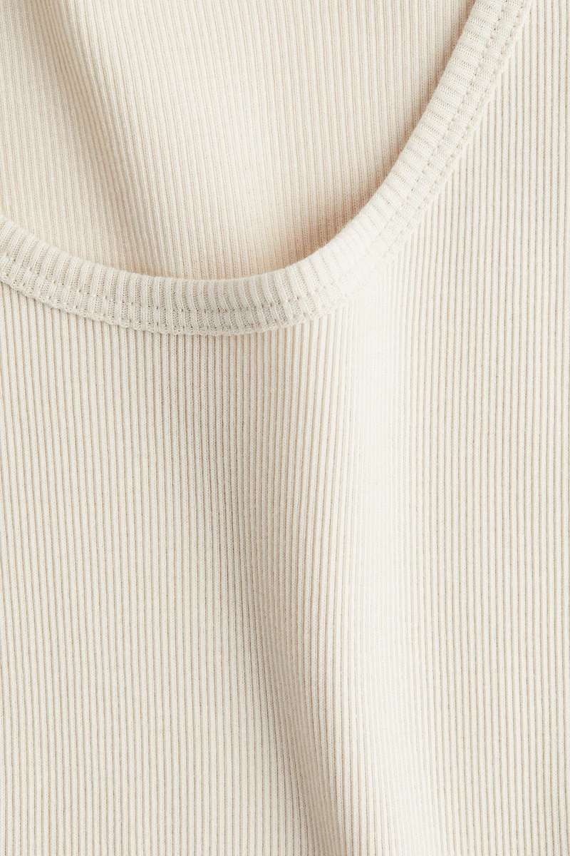 Camisole côtelé en soie mélangée