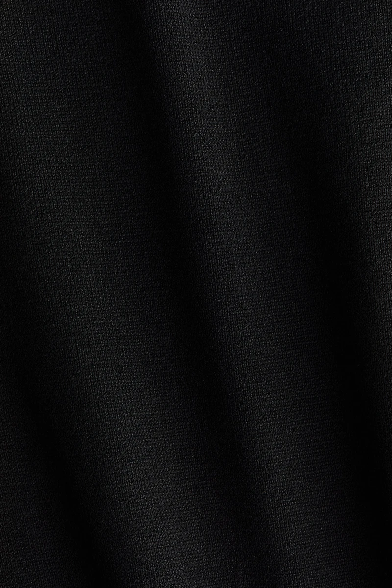 Cap-Sleeved Fine-Knit Top