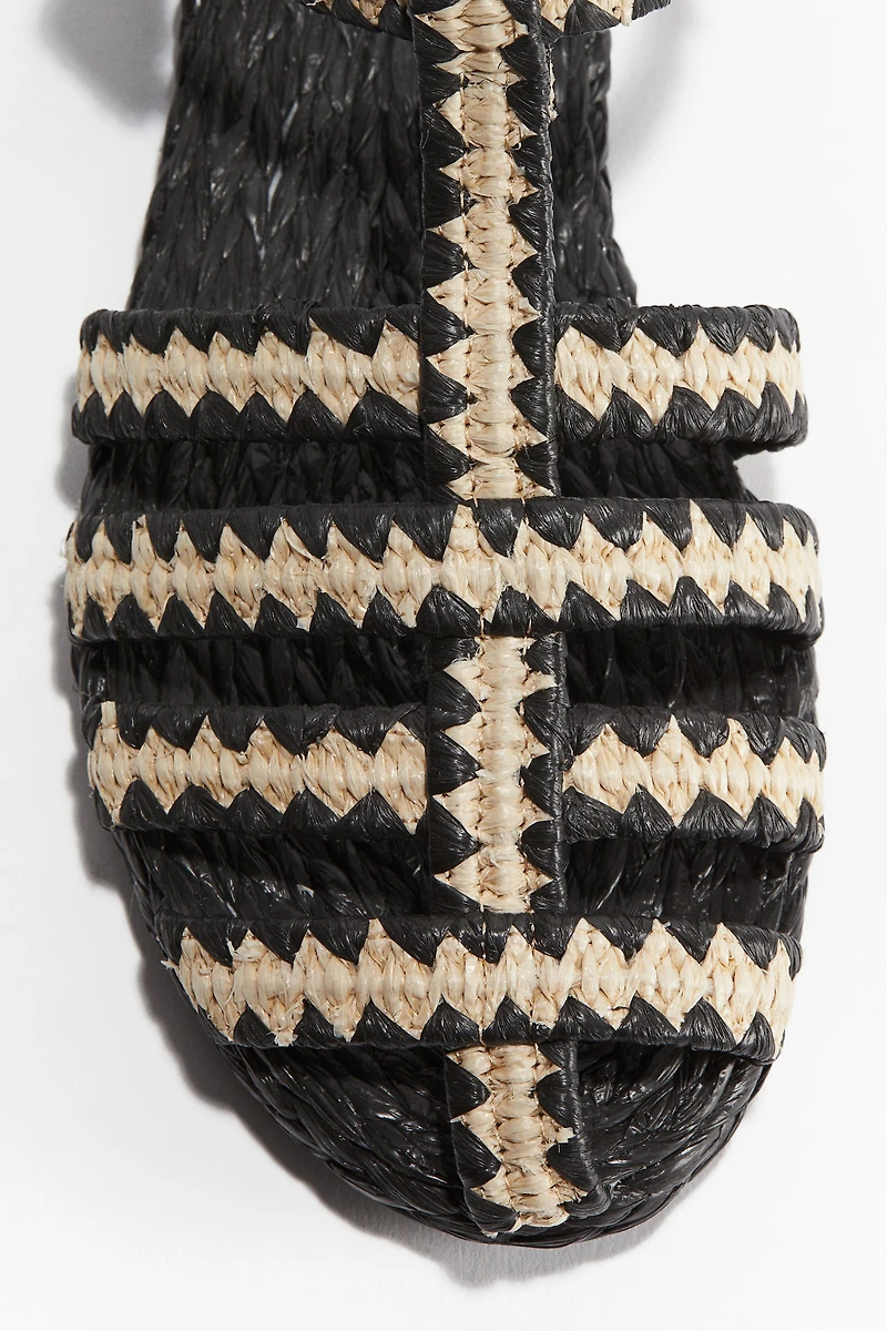Straw Fisherman Sandals