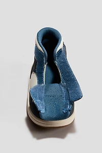 Open-Front High Tops