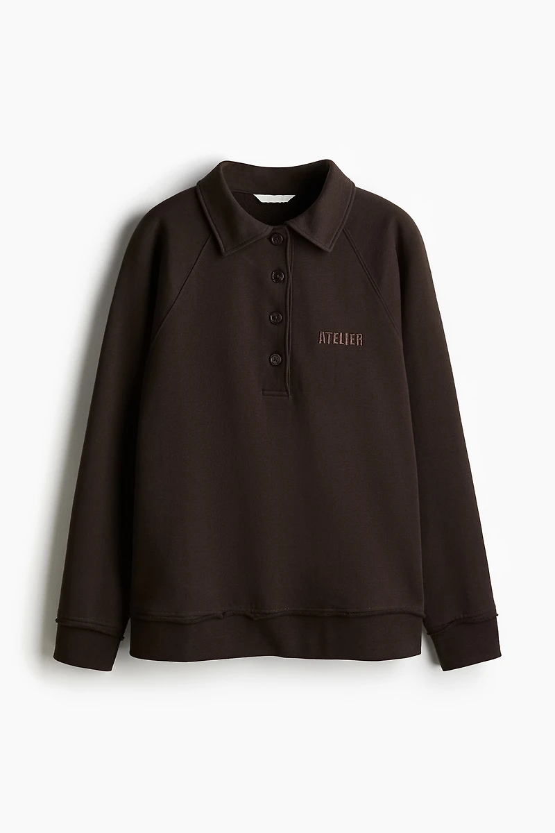 Sweatshirt with Collar