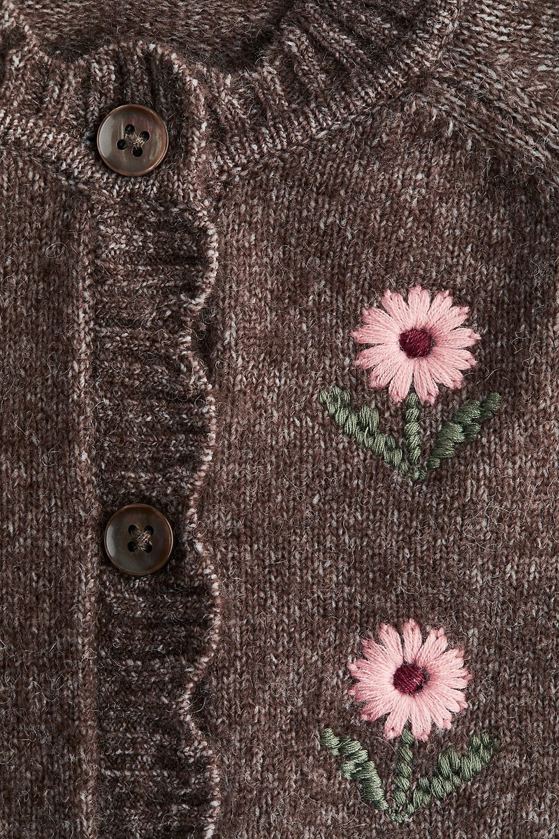 Chandail avec broderies