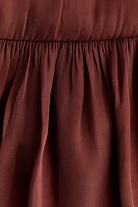 Robe trapèze à bretelles fines