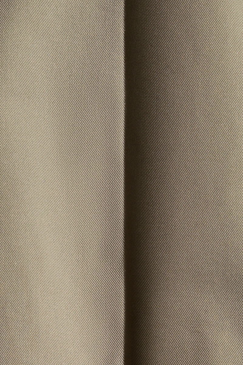 Loose-Fit Tailored Pants