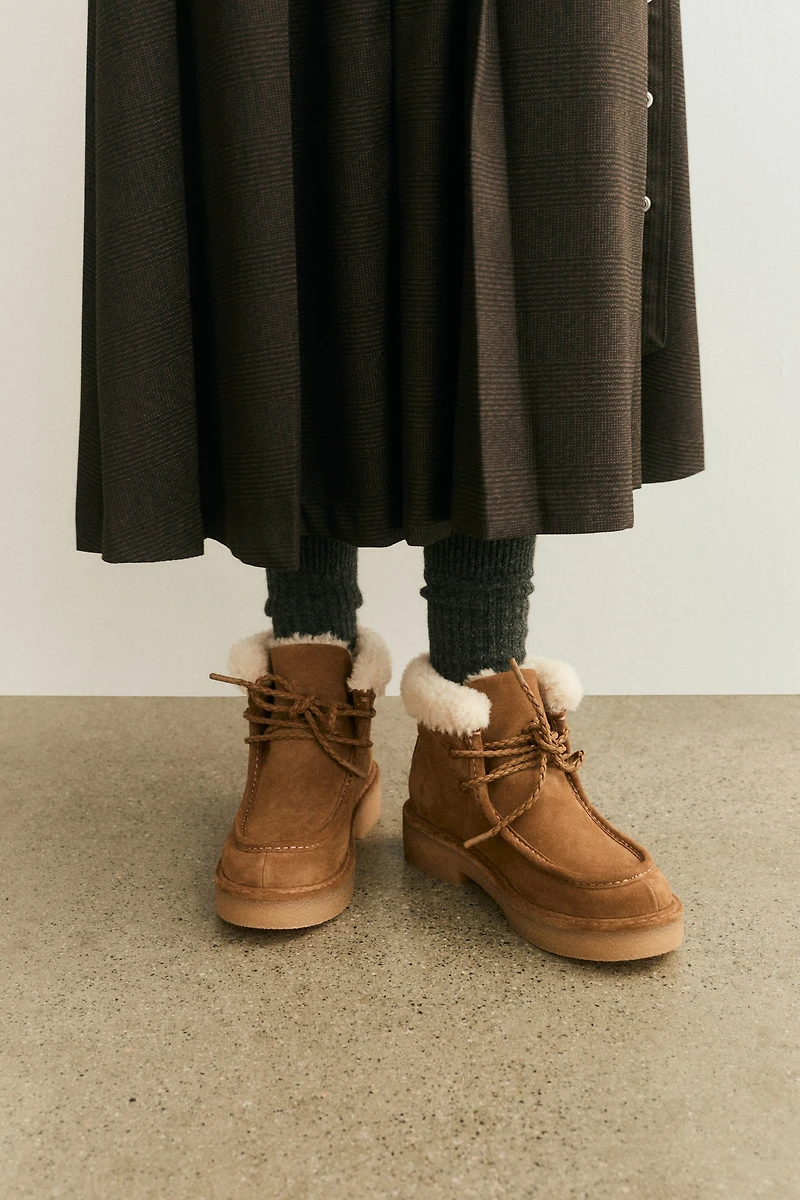 Bottines chaudement doublées en cuir velours