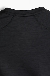 Muscle-Fit Sports Shirt with DryMove™