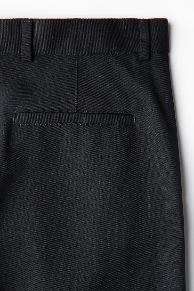 Loose-Fit Wide-Leg Tailored Pants