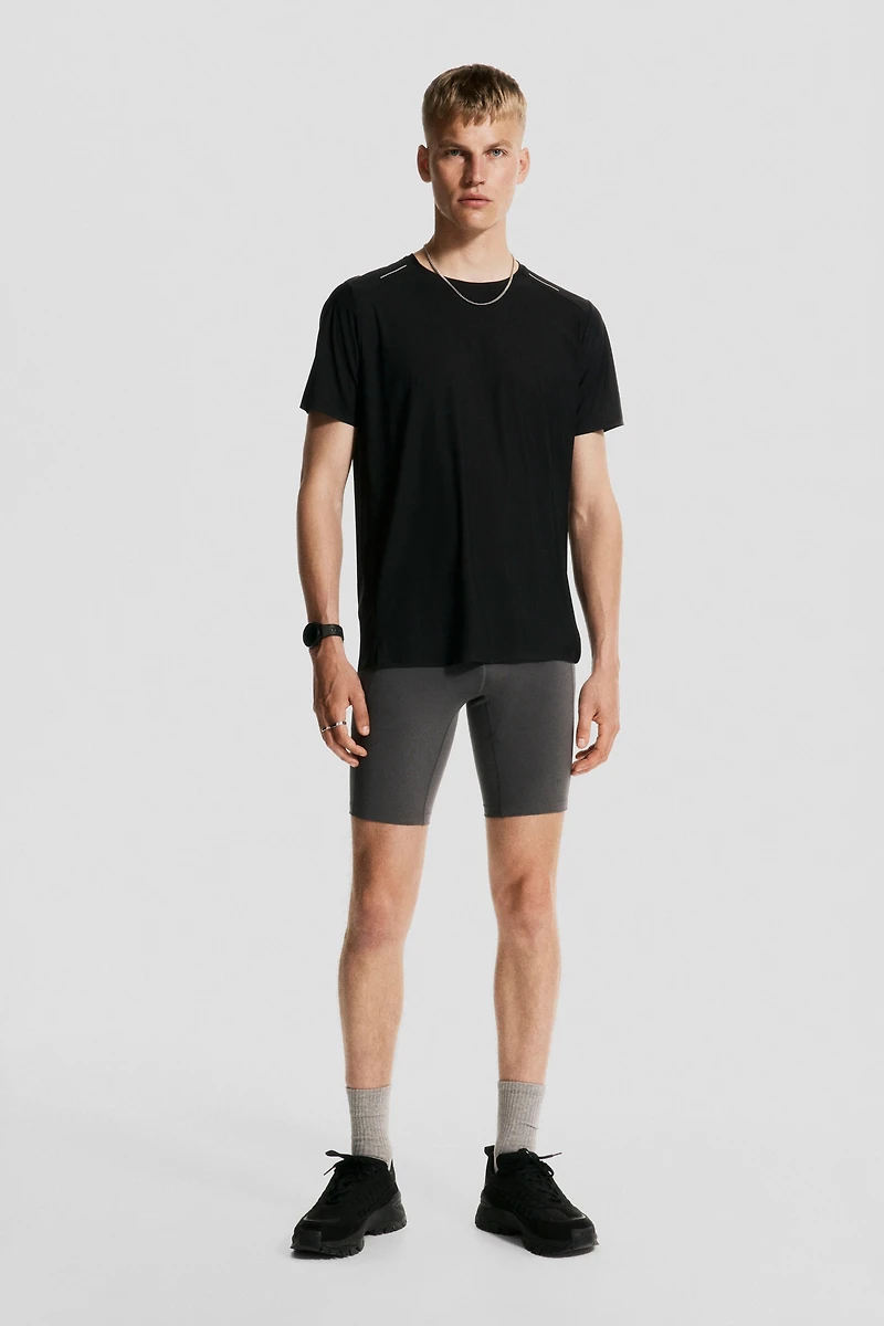 Short Running Tights with DryMove™