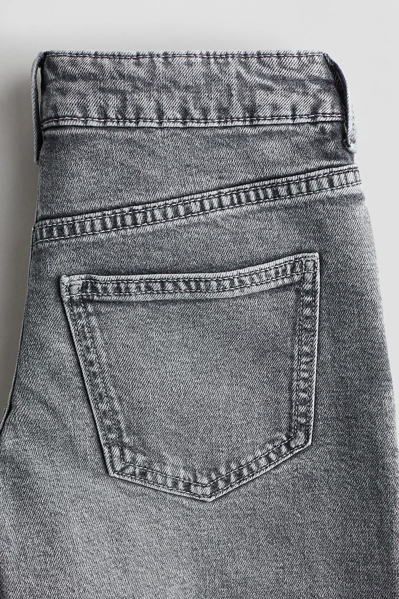Wide-Leg Low Denim Shorts