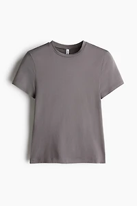 Fitted T-Shirt