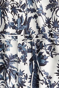 Robe à manches bouffantes