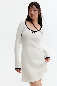 Robe moulante en tricot côtelé
