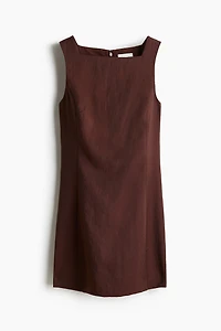 Robe à encolure carrée en sergé