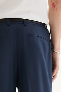 Pantalon d'habit près du corps