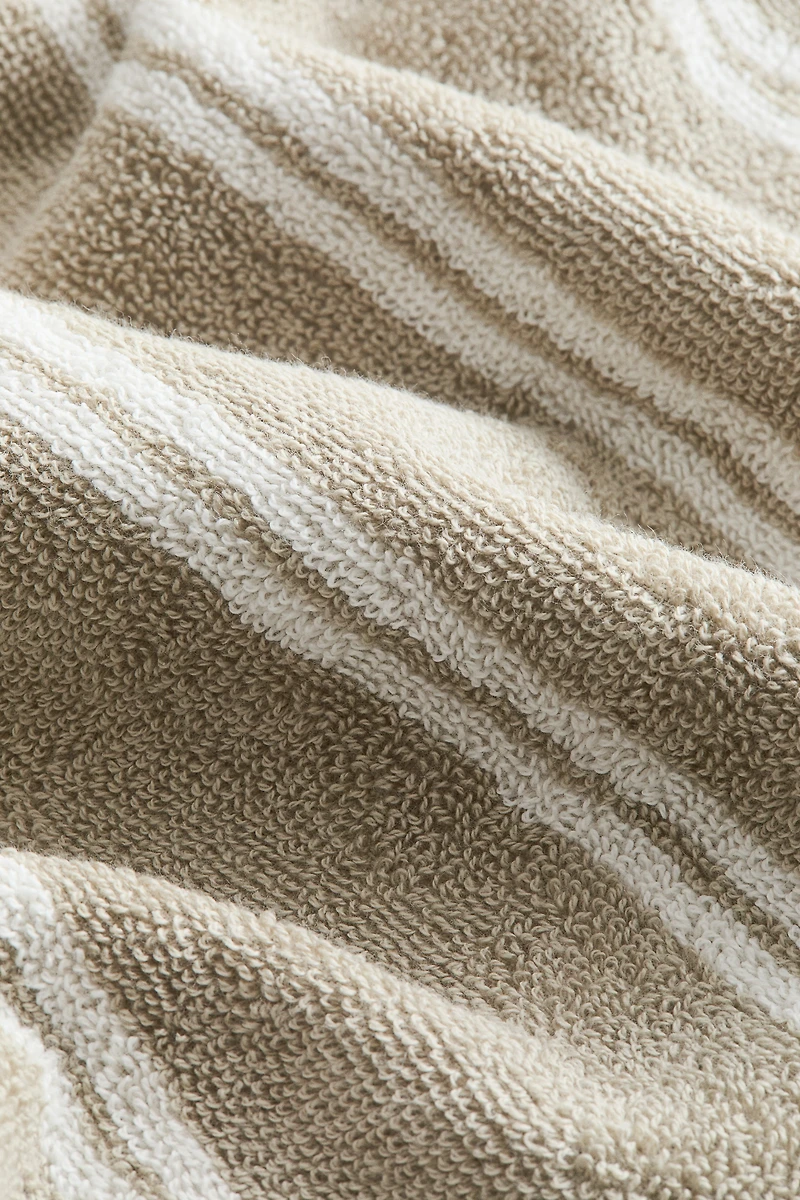 Serviette de bain rayée