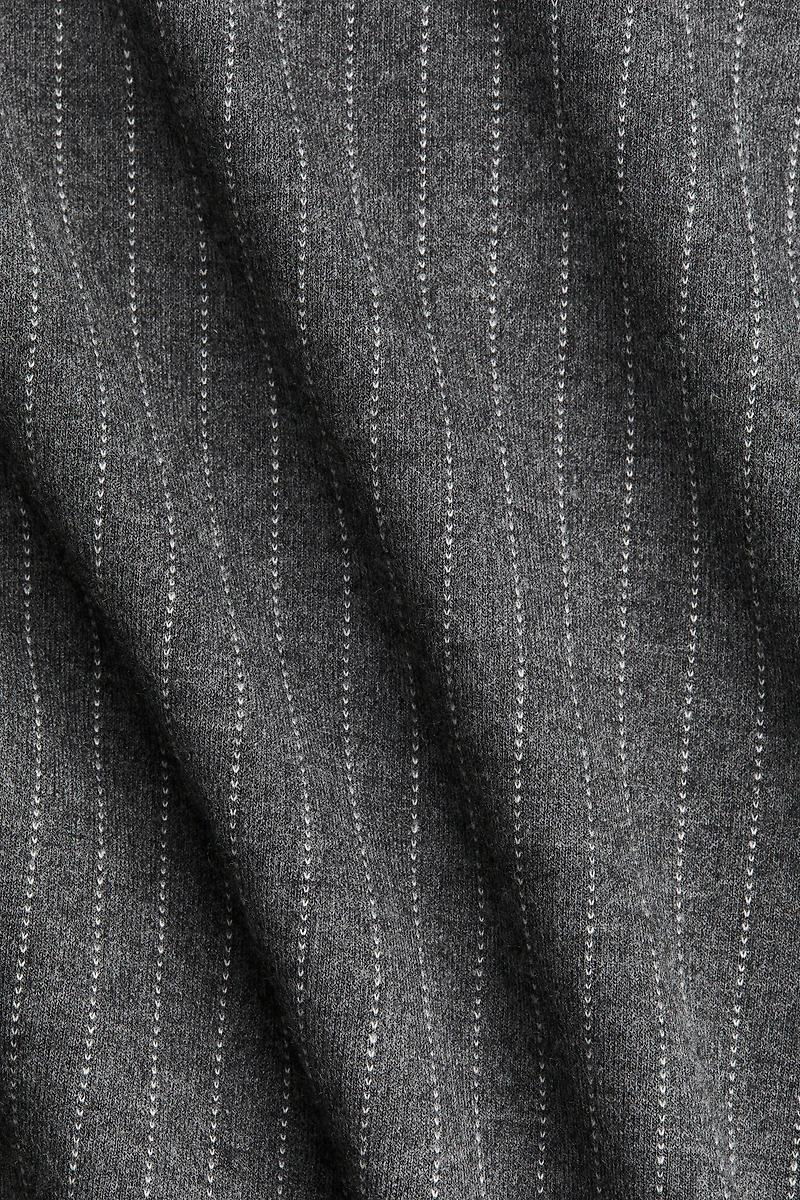 Robe à effet drapé avec ceinture