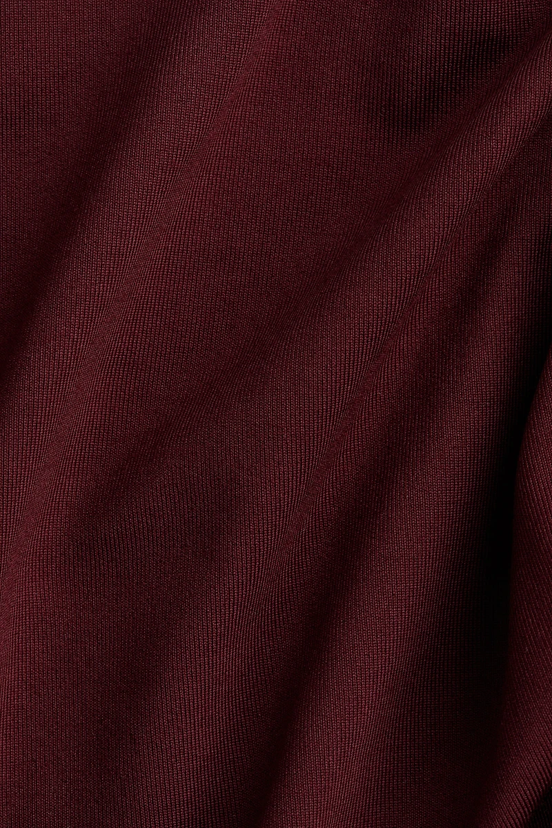 Haut asymétrique à effet drapé