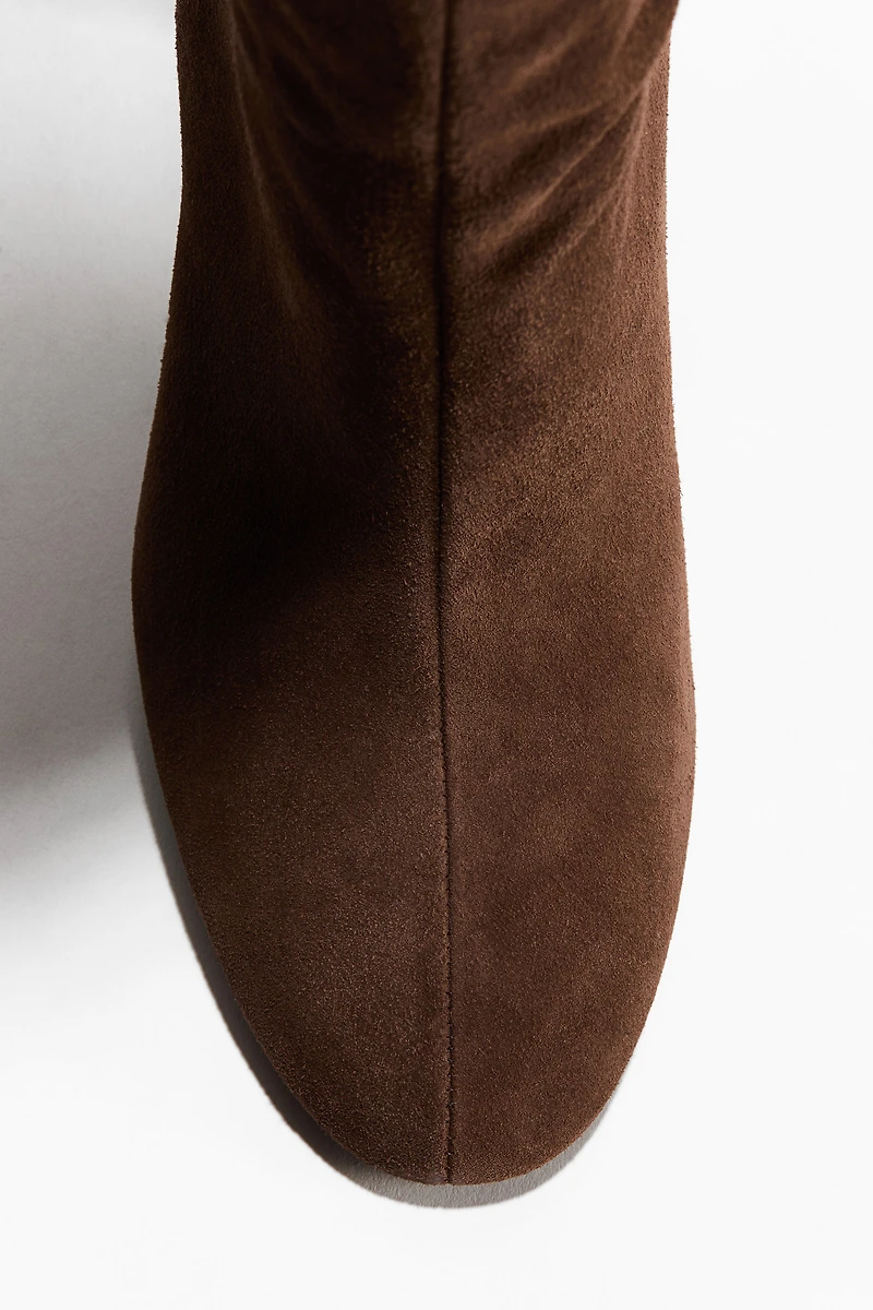Knee-High Split Suede Boots