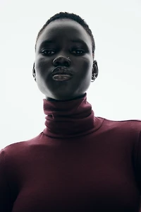 Ribbed Turtleneck Shirt