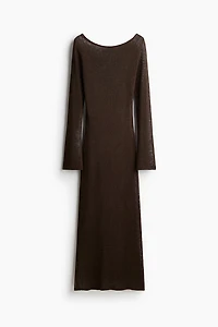 Robe en tricot de soie mélangée
