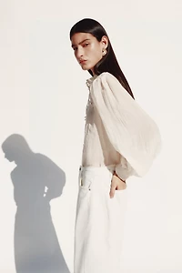 Blouse avec empiècement en dentelle