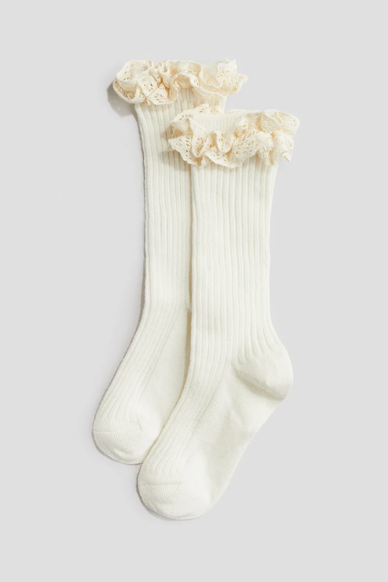 Crochet-Ruffle Socks