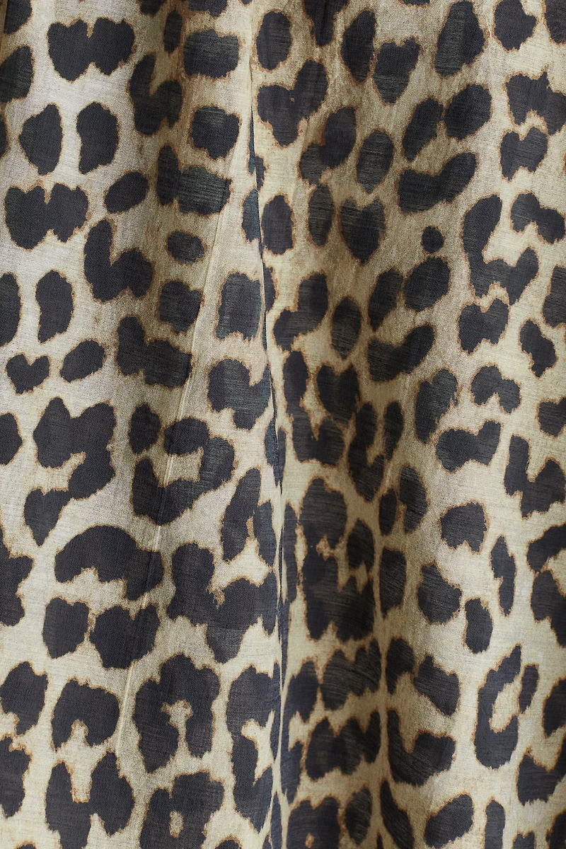 Flounce-Sleeved Blouse