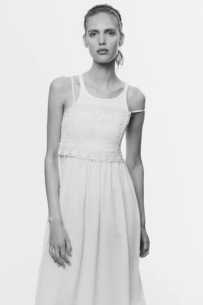 Robe à bretelles fines en coton