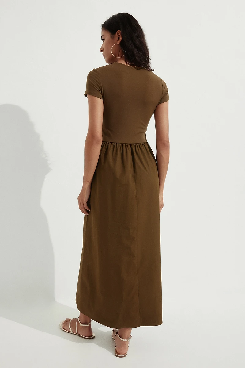 Short-Sleeved Maxi Dress