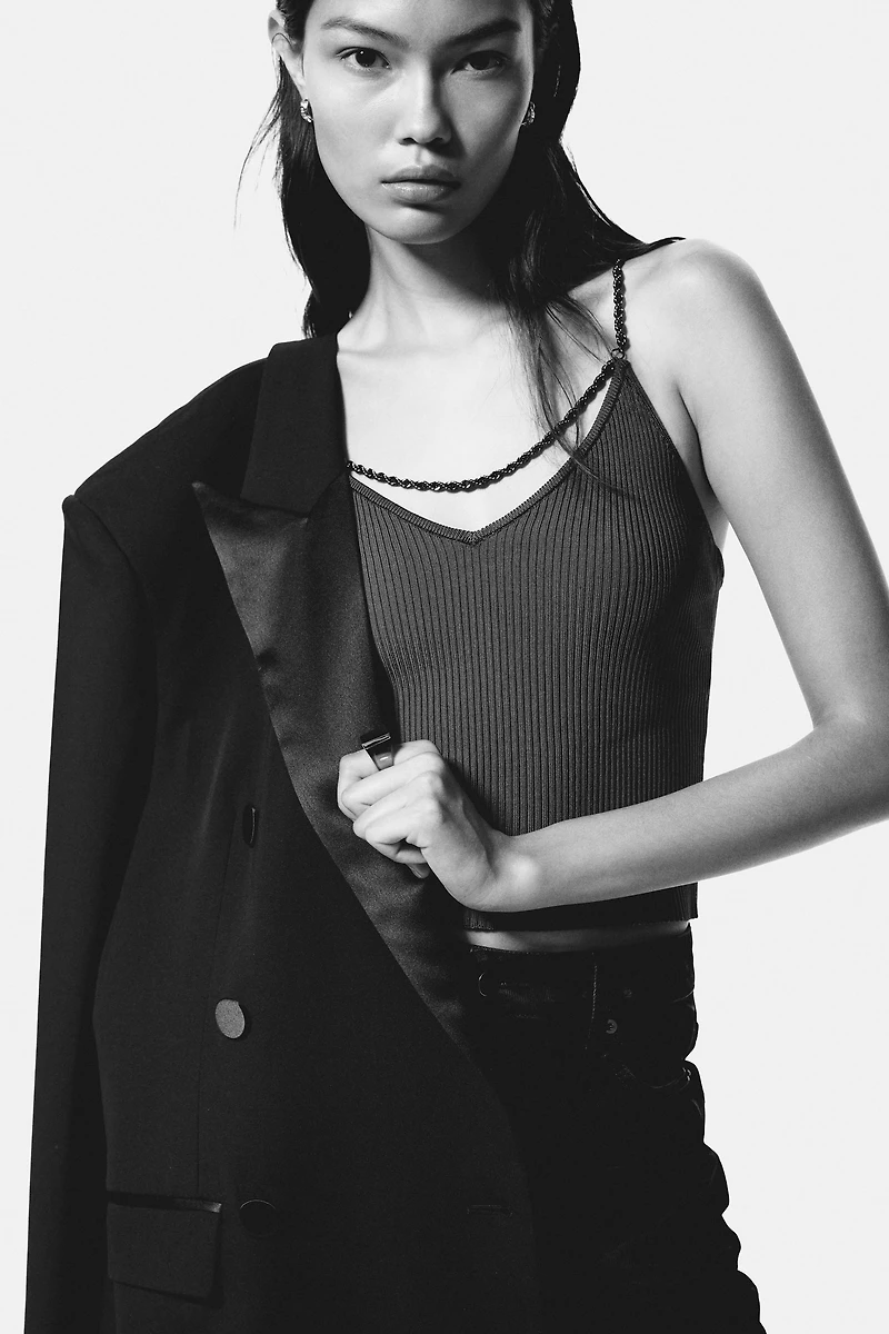 Haut à bretelles en chaîne