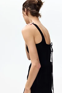 Robe midi avec jupe évasée