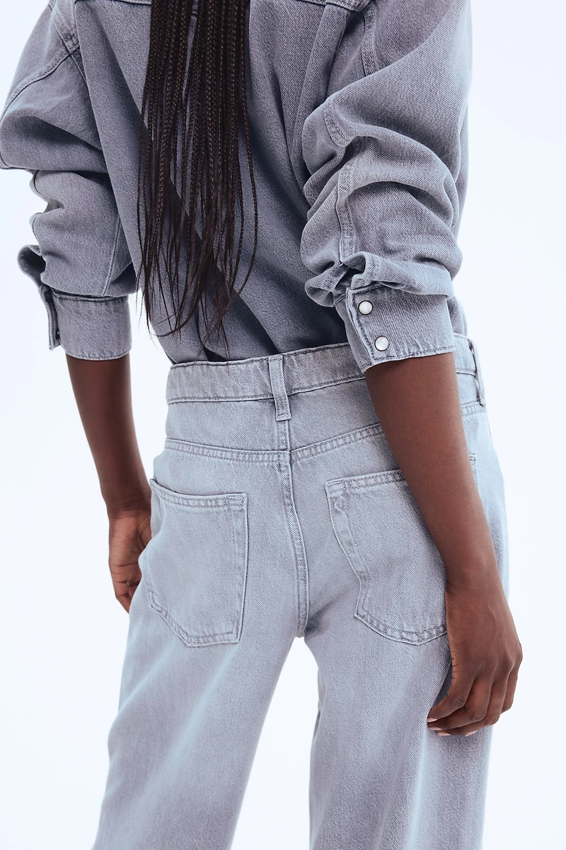 Feather Soft Wide Regular Jeans