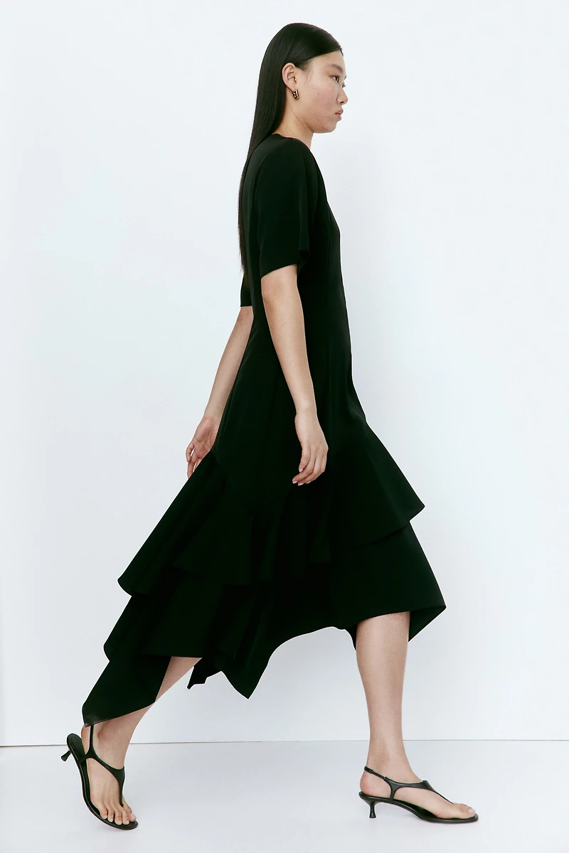 Robe asymétrique
