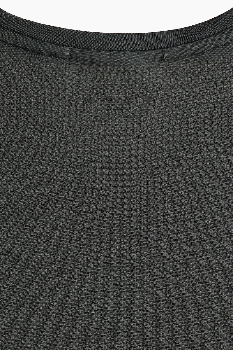 Débardeur de sport athlétique DryMove🅪