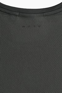 Débardeur de sport athlétique DryMove🅪