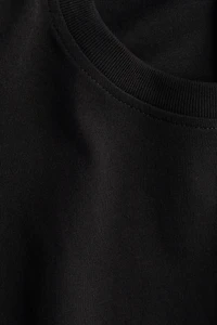 Shoulder-pad T-shirt