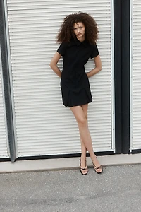 Robe à glissière avec col