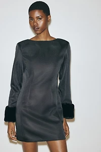 Robe avec dos ouvert