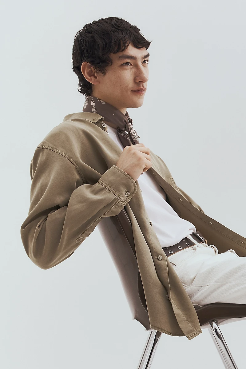 Loose-Fit Button-Down Shirt