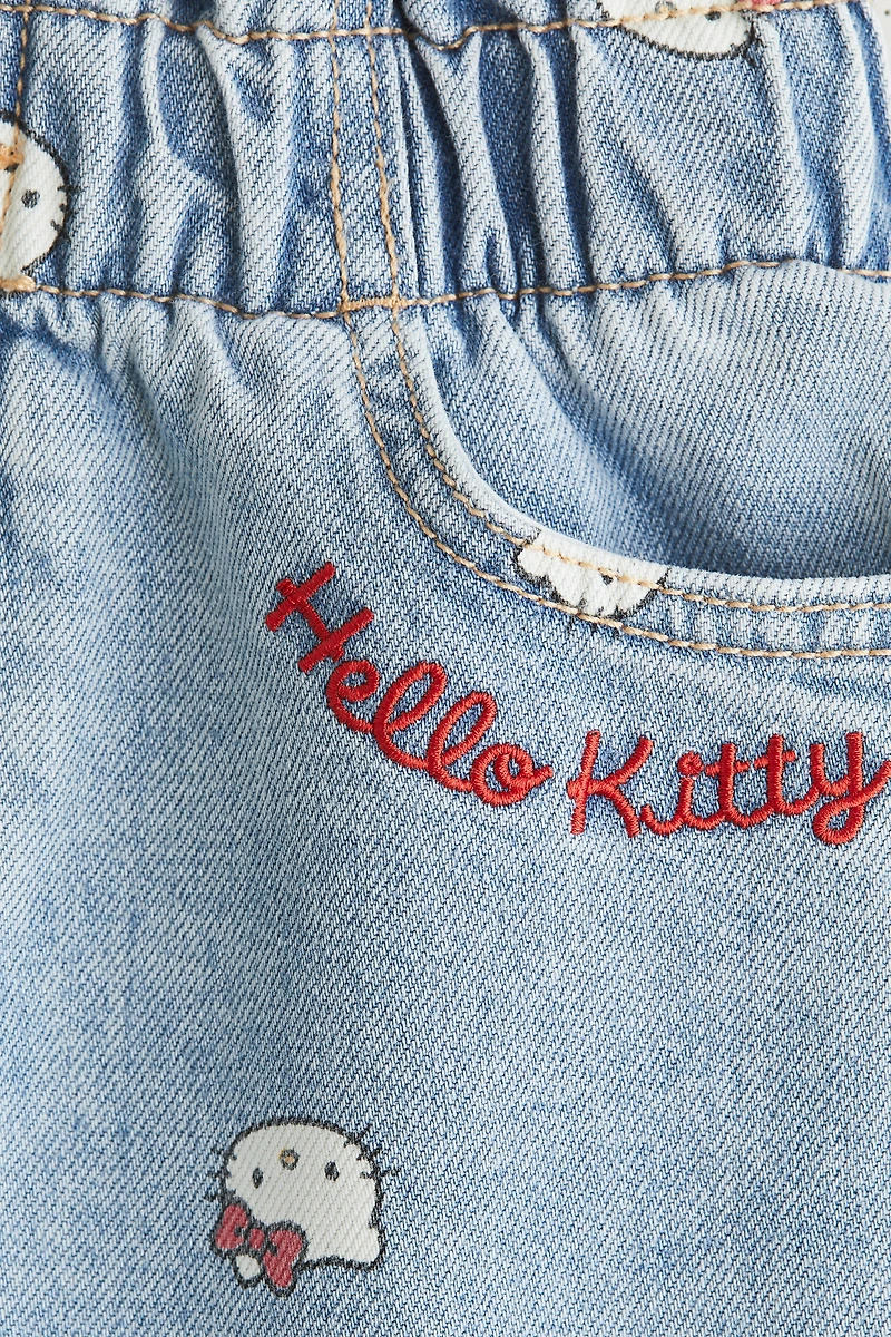 Loose-Fit Denim Shorts