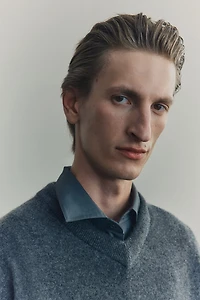 Loose-Fit Cashmere Sweater