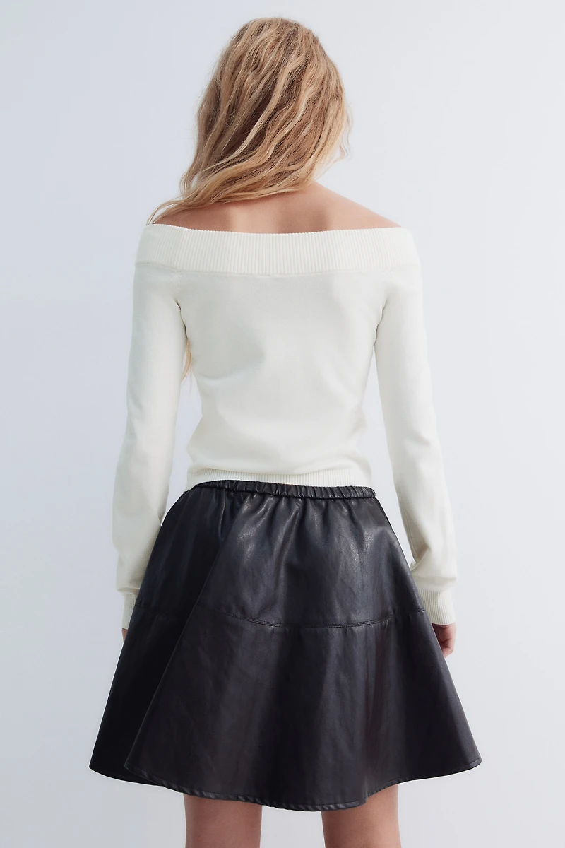 Haut à épaules dénudées