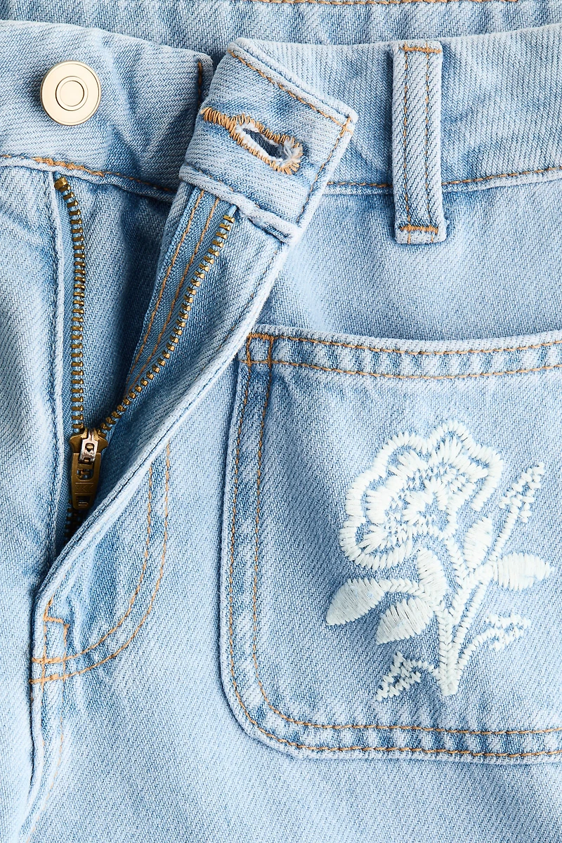 Wide-Leg Regular Waist Jeans